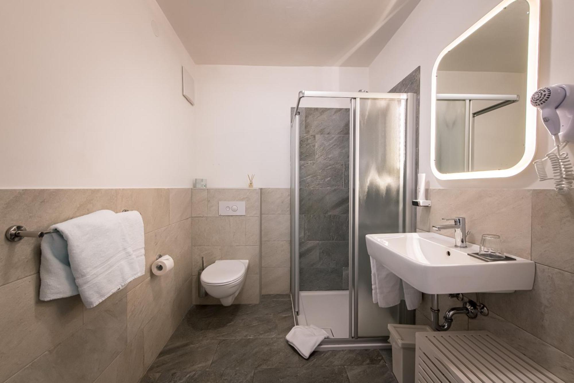 Am Schloss Guest House Μπρούνικο Δωμάτιο φωτογραφία